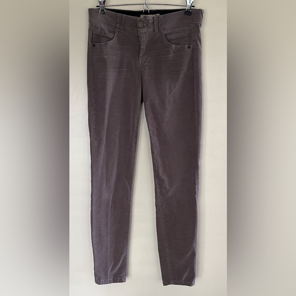 Democracy thin wale corduroy pants size 8